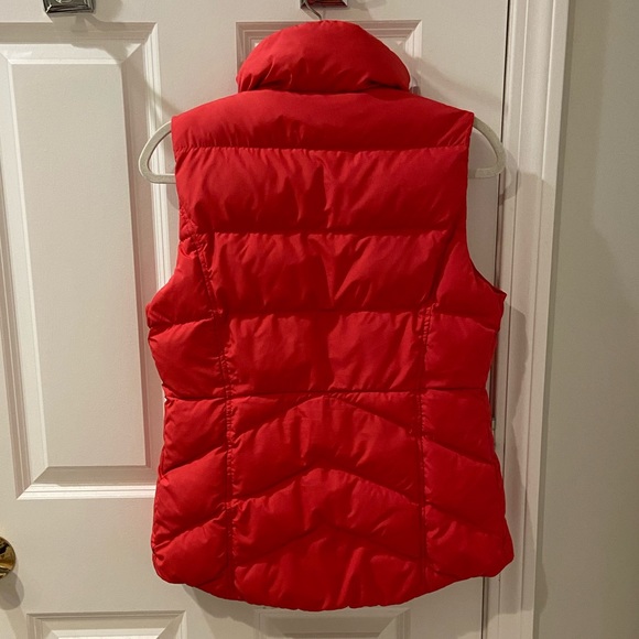 J. Crew Pink Puffer Vest - Picture 6 of 8